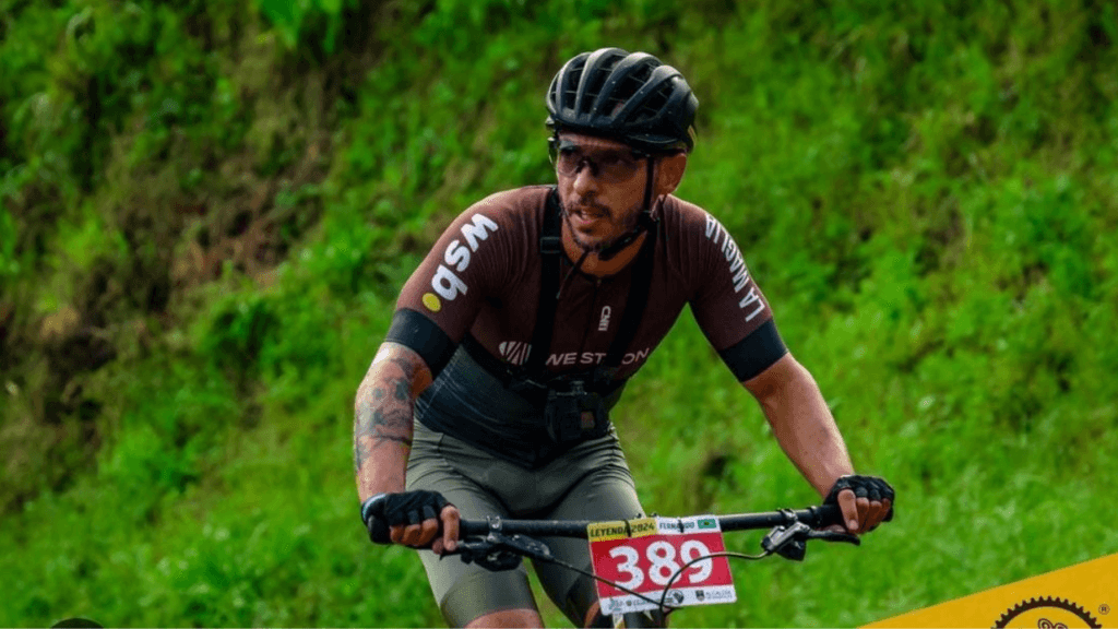 Fernando Vilela at Colombia