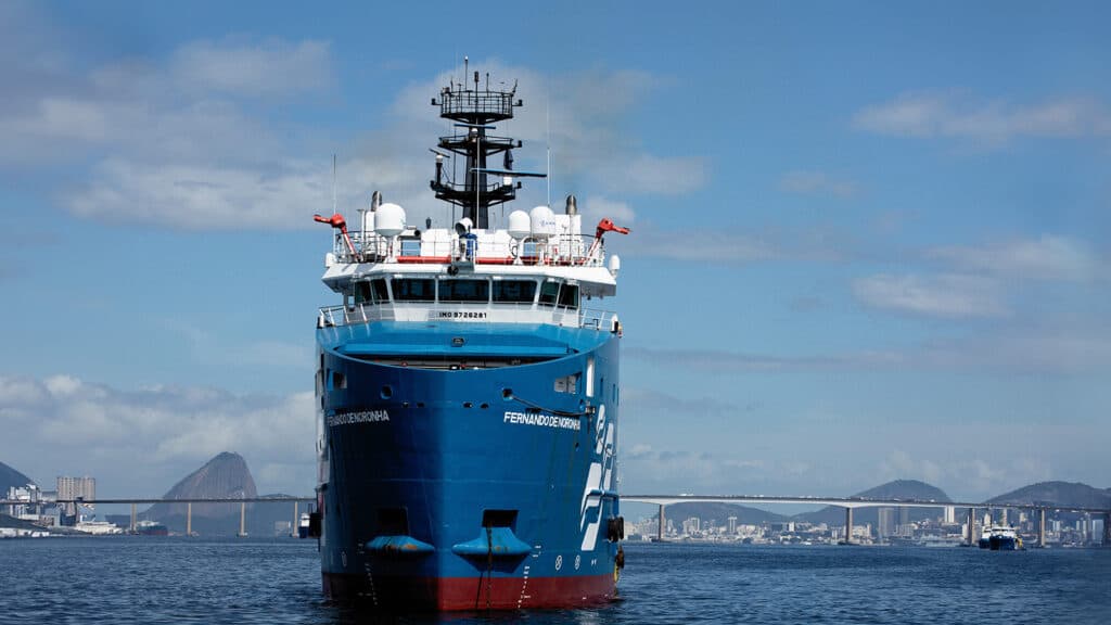 Fenando de Noronha vessel
